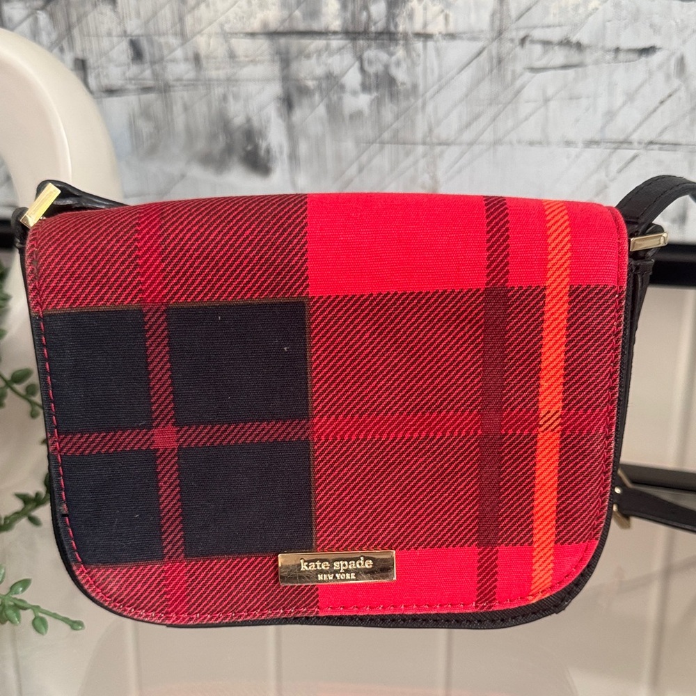 KATE SPADE Newbury Lane Carsen Crossbody Bag Red Buffalo Plaid & Black Holiday